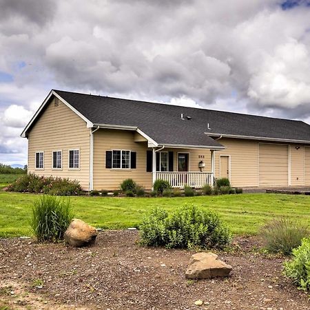 The Farm House On Mount Tom Hotel Harrisburg Bagian luar foto