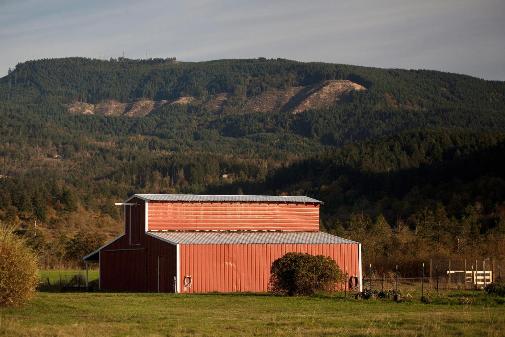 The Farm House On Mount Tom Hotel Harrisburg Bagian luar foto